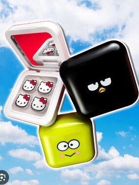 Starface Hello Kitty Collection